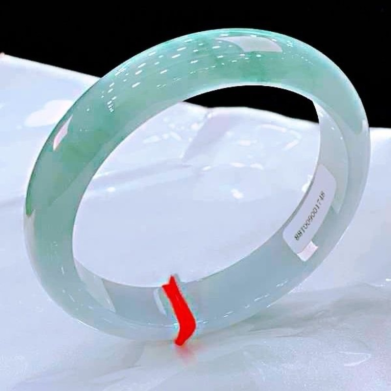Lighting & Home Decor Studio - Bracciale in Giadeite Naturale del Myanmar