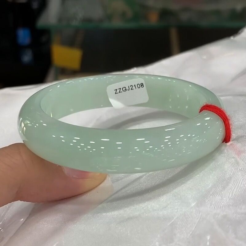 Lighting & Home Decor Studio - Bracciale in giada verde chiaro ghiacciato,