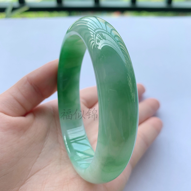 Lighting & Home Decor Studio - Bracciale in giadeite ghiacciata da vecchia