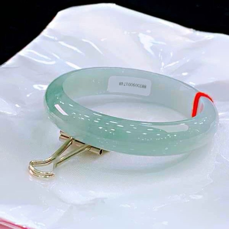 Bracciale in Giadeite Naturale - Lighting & Home Decor Studio recensione e prezzo