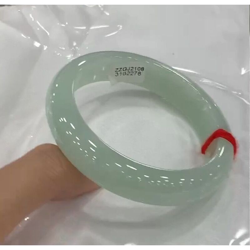 Bracciale in giada verde chiar - Lighting & Home Decor Studio recensione e prezzo