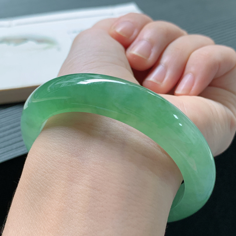 Bracciale in giadeite, giada c - Lighting & Home Decor Studio recensione e prezzo
