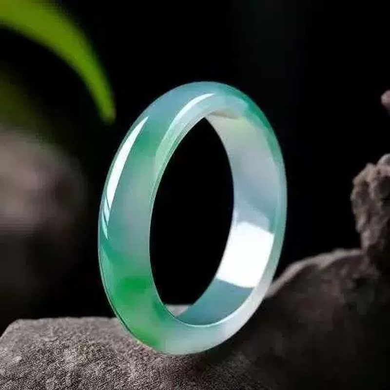 Bracciale in giadeite del Myan - Lighting & Home Decor Studio recensione e prezzo