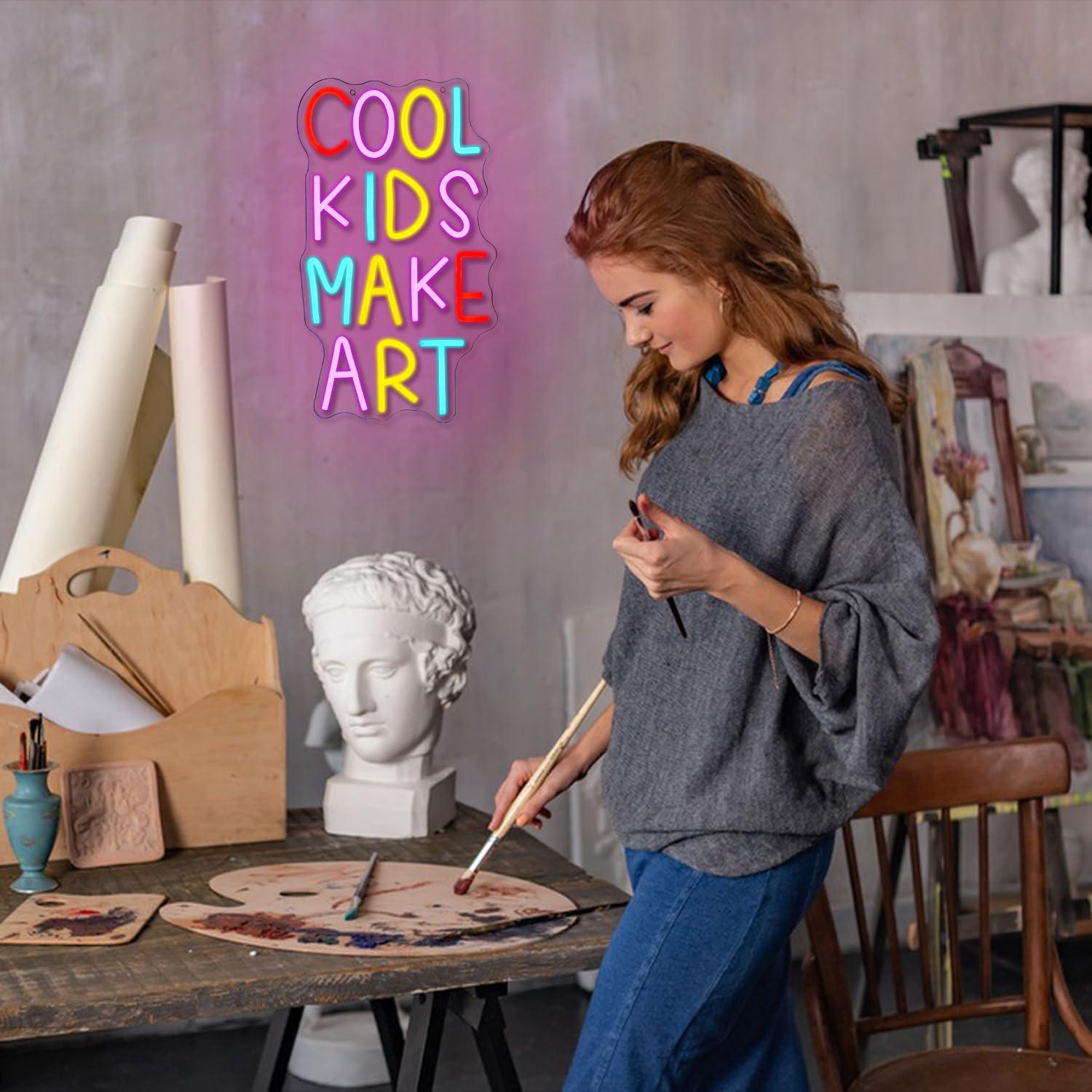 Insegna al Neon 'Cool Kids Mak - Led Lighting Wall Decor recensione e prezzo