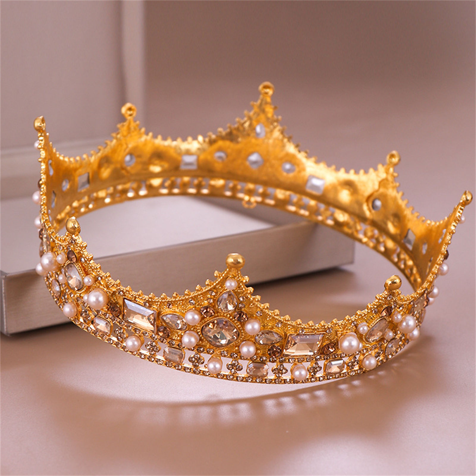 Corona da Sposa con Strass, Ti - Elegant Decor & Lighting Llc recensione e prezzo